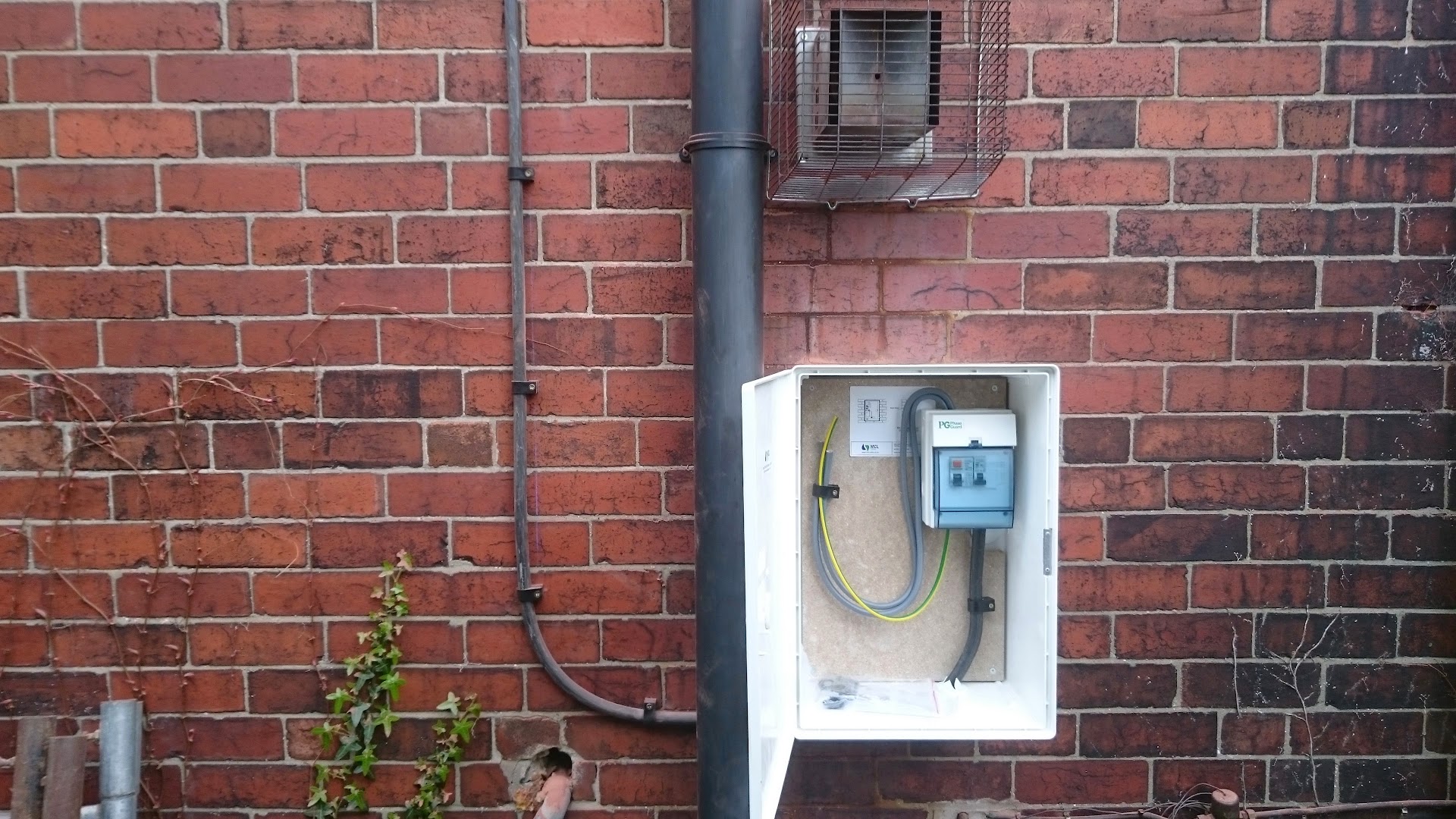 Daws Electrical Services — Photos 3